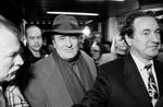 Bertolucci entró en el mundo del celuloide con 20 años de la mano de Pier Paolo Pasolini, a quien asistió durante el rodaje de Accattone (1961).