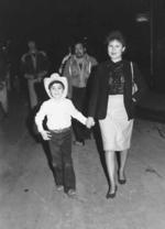 09122018 Niño Osvaldo Neri Martínez peregrinando en compañía
de su mamá, hace 35 años, con la empresa Purina.