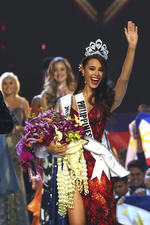 Catriona Gray, Miss Filipinas se coronó como Miss Universo 2018.