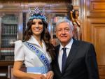 El presidente de México, Andrés Manuel López Obrador, se reunió hoy con la mexicana que ganó el certamen Miss Mundo 2018, Vanessa Ponce de León, quien regresó a su país para avanzar en su proyecto a favor de los niños indígenas.