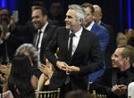 Luego de alzarse con el galardón en los Golden Globes como Mejor director, el cineasta mexicano Alfonso Cuarón repitió dicha victoria al coronarse en la misma categoría de los Critics Choice Awards este domingo.