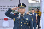 El general brigadier DEM Enrique Hernández Cisneros rindió protesta este miércoles como comandante del Mando Especial de La Laguna, en sustitución de Jesús Arevalo Espinoza.