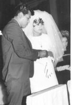 Apolonio Gutiérrez Alvarado y María Teresa Encino Valdivia el 26 de
enero de 1968, en la Iglesia de la Sagrada Familia.