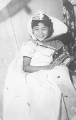 Ma. Luisa Vázquez Machado, reina infantil del Colegio Roosevelt, hace varias décadas.
