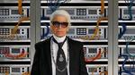 El diseñador alemán Karl Lagerfeld, uno de los grandes nombres de la moda y director de creaciones de la firma francesa Chanel desde 1983, falleció hoy a los 85 años de edad, confirmaron fuentes de la casa de moda.