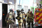 Elementos de Protección Civil Municipal arribaron al lugar para combatir el incendio.