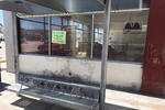 Abollados. Estación ubicada en bulevar Revolución casi esquina con calzada Saltillo 400 que presenta abolladura y afectaciones por grafiti.