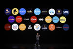 Artistas presentan Apple TV+, nuevo servicio de streaming
