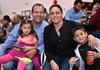 02042019 FELICES TRES AñOS.  Angelito acompañado de sus papás, Ángel Nieto y Jessica Marie, en su fiesta de cumpleaños.
