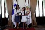 Yalitza Aparicio recibe la llave de la Ciudad de Panamá