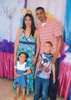 12052019 MUY CONTENTOS.  Andre Joseph Rangel, cumplió 6 años estuvieron en su fiesta sus primitos, Moisés, Ángela y Fernando Rangel.