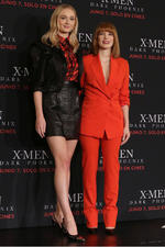 Turner y Chastain promocionan nueva cinta de X-Men en México