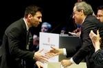Leo Messi recibe la Cruz de Sant Jordi por su 'humildad'