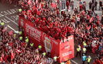Liverpool festeja su título de la Champions con desfile