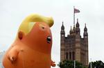 La nueva versión del 'Baby Trump' está en Londres.
