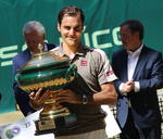 La victoria en Halle supone el tercer título este año para Federer, ganador en Dubai y Miami.