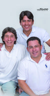 23062019 José Roberto Ríos Castro con sus hijos, Roberto y Rafael Ríos Romero.- Sosa Fotografía