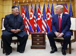 Ambos mandatarios caminaron hacia suelo norcoreano y Trump se convirtió en el primer líder estadounidense en pisar Corea del Norte.