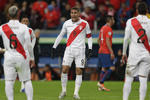Perú echa al bicampeón Chile