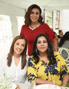 07072019 DE PASEO.  Lilia Estela y Adelina de Hoyos Rivera visitando la Hacienda de San Fernando de Cd. Lerdo, Dgo.