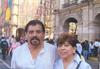 09072019 MUY CONTENTOS.  Iván Riquelme acompañado de su novia, Diana Batres, el día de su graduación de preparatoria.