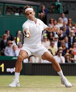 Federer logró 25 saques directos, pero falló en el momento clave, cuando en el quinto set, tras romper el saque del serbio (8-7) desperdició dos bolas de partido.