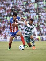 Santos se impone en casa a Chivas en la jornada 1