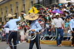 Duranguenses disfrutan el desfile de la FENADU 2019
