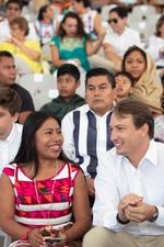 La Guelaguetza, conocida también como el festival étnico más grande de Latinoamérica, es una celebración anual que, de acuerdo con las autoridades, se instauró oficialmente en Oaxaca en 1932 a manera de “homenaje racial”.