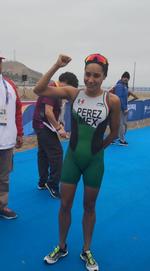 Pérez Flores nadó los mil 500 metros en 19 minutos y 53 segundos, rodó los 40.2 kilómetros en bicicleta en 1:04:41 horas y los 8.88 kilómetros de carrera en 36:10 minutos, para un total de 2:02:07 horas, porque se sumó el tiempo de la transición de nado a bicicleta y de ahí a la carrera.