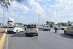 Desafortunadamente las autoridades de Vialidad de Torreón no implementaron ningún operativo para informar a los automovilistas sobre el bloqueo y poder tomar otra vía alterna.