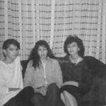 Festejando la Navidad de 1980, las primas Irma Nora, Rosalba Patricia y Maritere Limones.