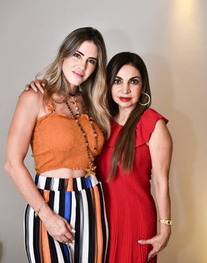 Ana Máynez y Rocío Jaidar.jpg