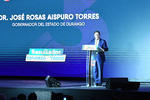 Rosas Aispuro abrió su discurso recordando su compromiso de estar “cerca de La Laguna” y destacó resultados favorables en la región.