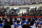Miles se congregaron para ver al pontífice.