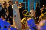 Miles de personas recibieron al Papa Francisco en Mozambique.