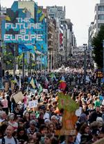 Millones de jóvenes iniciaron en las calles de varias ciudades del planeta la Semana Mundial de Acción por el Clima.