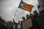 Las llamadas a la movilización contra la sentencia por parte del gobierno catalán y las alteraciones de orden público recibieron el reproche del Ejecutivo español.