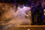 La Policía regional catalana detuvo a 30 personas.
