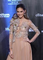 La actriz Juiette Rodríguez posa en la alfombra roja de los premios 'Las Lunas del Auditorio 2019'.