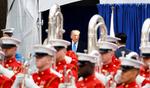 Trump inauguró el Homenaje por el Día de los Veteranos.