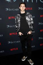  Henry Cavill es el protagonista de la nueva apuesta de Netflix
