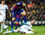 Barcelona y Real Madrid no se hacen daño en el Clásico de España