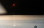 Este tipo de eclipse ocurre cada uno o dos años, pero solo son visibles desde una estrecha franja de la Tierra.