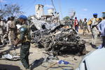'No recuerdo una tragedia semejante desde el ataque en la intersección de Zoobe (en Mogadiscio)', continuó el sanitario Amina, en referencia al doble atentado con camión bomba en un mercado de la capital que causó 587 muertos el 14 de octubre de 2017.