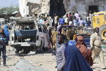 Con la cifra de víctimas mortales actual, el atentado de hoy supone el tercero más mortífero en la historia reciente de Mogadiscio; solo superado por el de Zoobe, y en octubre de 2011, por la explosión de un terrorista suicida de Al Shabab que mató a más de un centenar de personas.