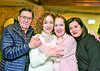 02022020 UN AñO MáS DE VIDA.  Lupita Morales, acompañada de su esposo Ing. Nazario López, y sus hijas Liz y Lulú.