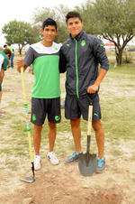Uriel Antuna y Ronaldo Cisneros.