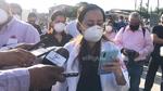 Una doctora presentó una lista de peticiones demandando tapabocas, batas, gorras, guantes y botas., Protestan trabajadores del IMSS en Monclova por COVID-19