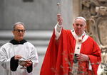 El Papa Francisco llamó a los creyentes a que abran su corazón a Jesús para que sientan su consuelo.